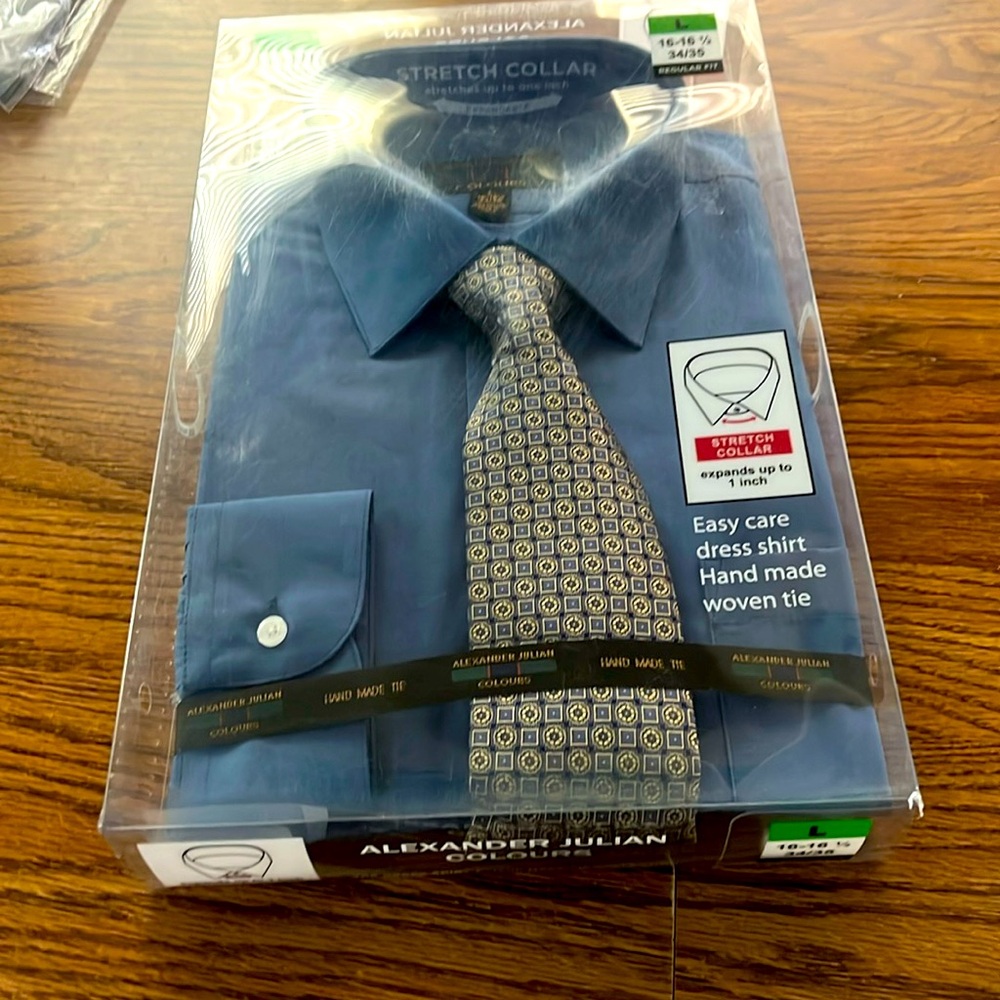 Men’s shirt with Tie Brand New!